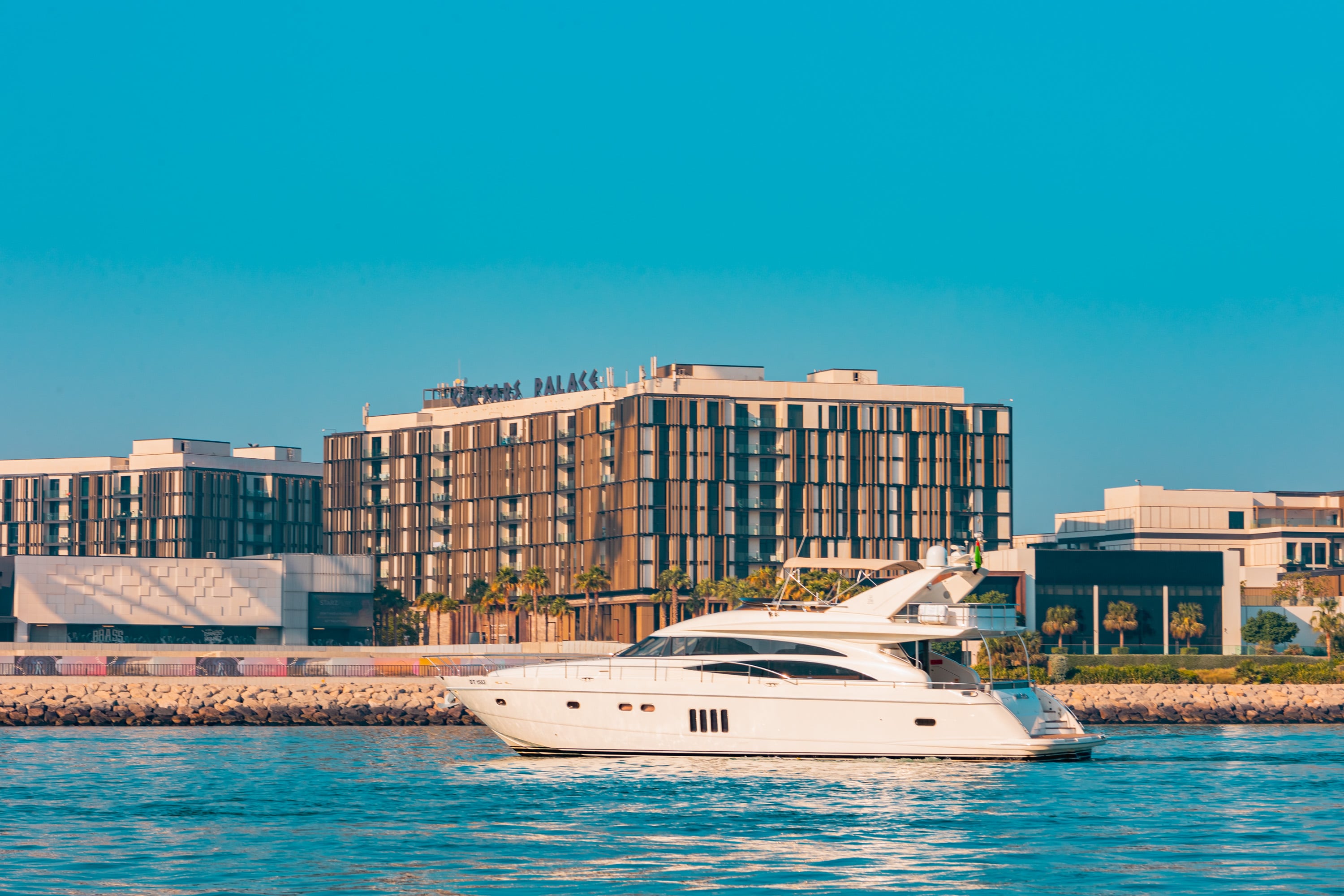 Amotea exterior