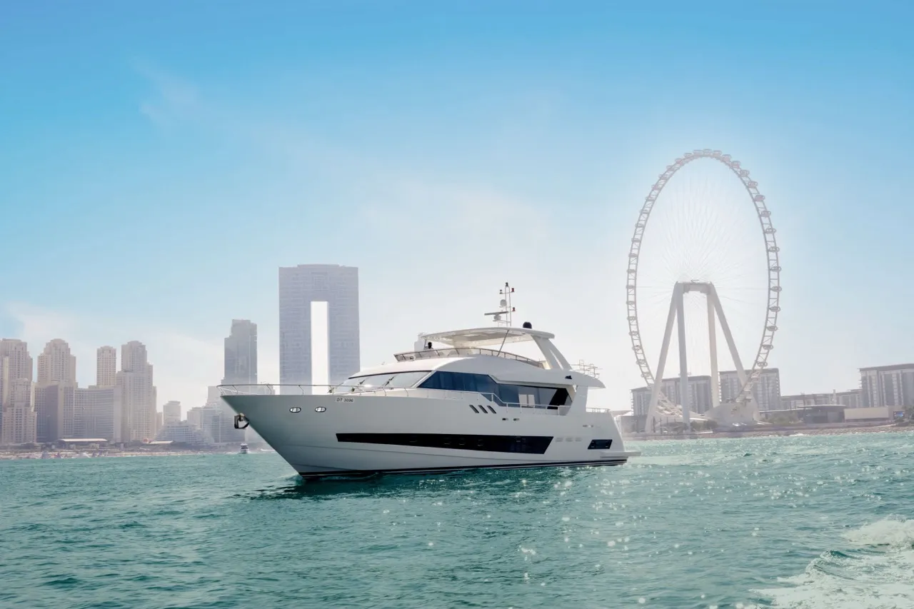 CALIENTE yacht image 3