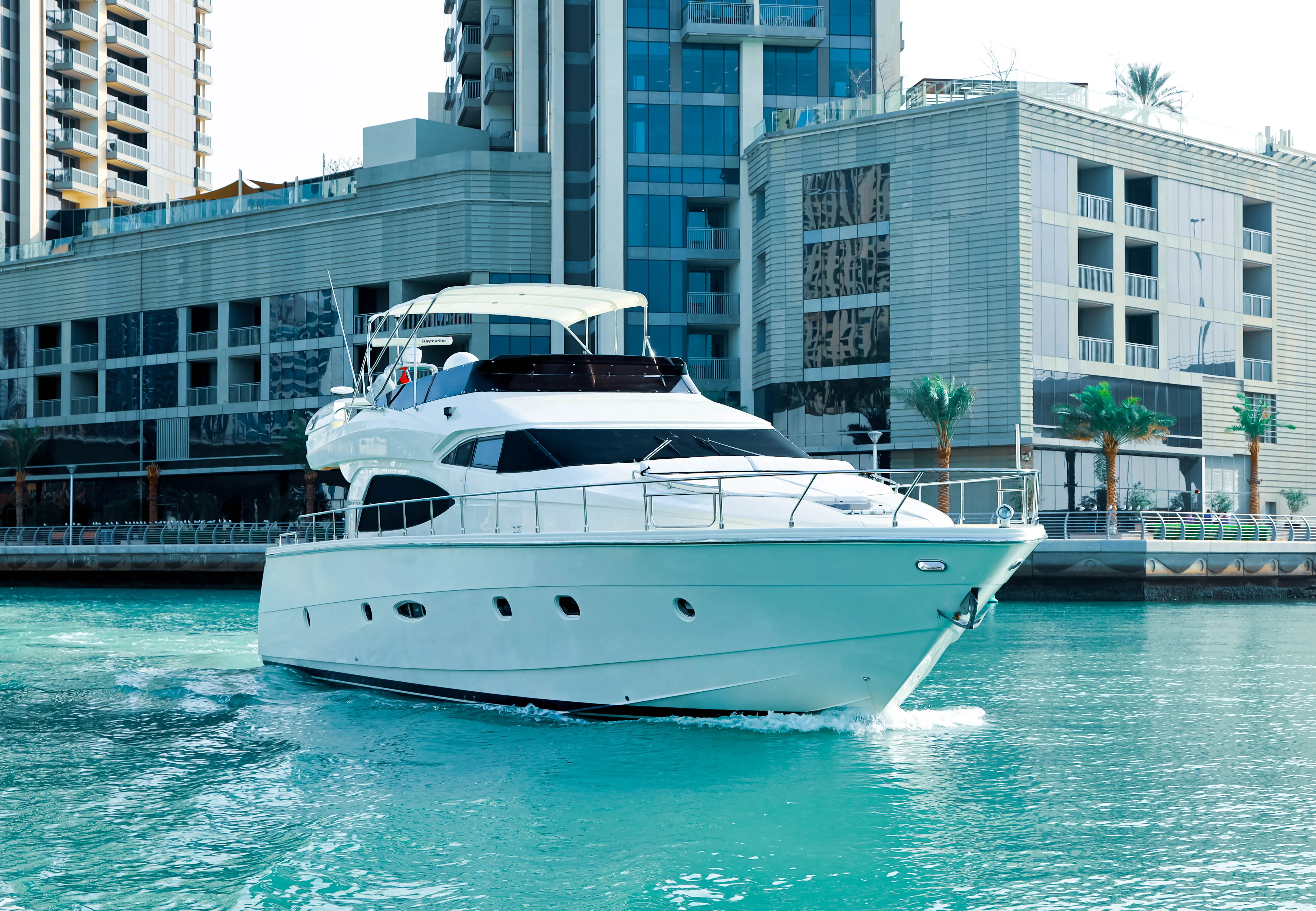 DOMINATOR yacht image 1