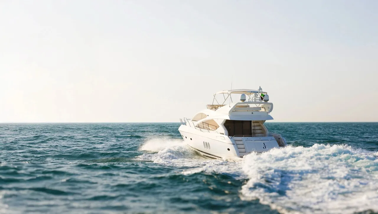 JULIA yacht image 1